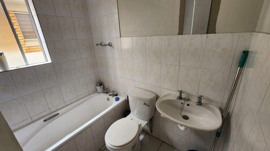 To Let 3 Bedroom Property for Rent in Parow North Western Cape